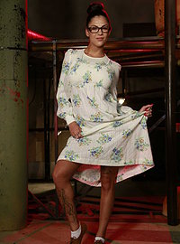 Tattooed brunette getting her juicy body dripping wet